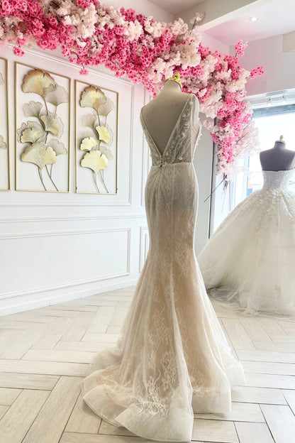 Liquidation robe de mariée sirène traine detachable