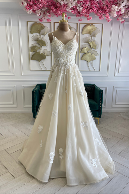 Liquidation robe de mariée bohème fleurs 3D