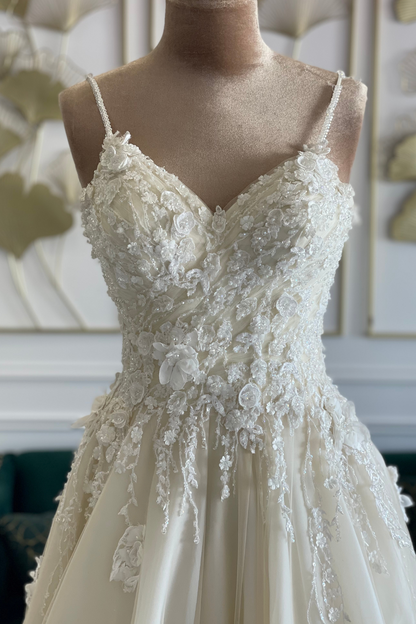 Liquidation robe de mariée bohème fleurs 3D