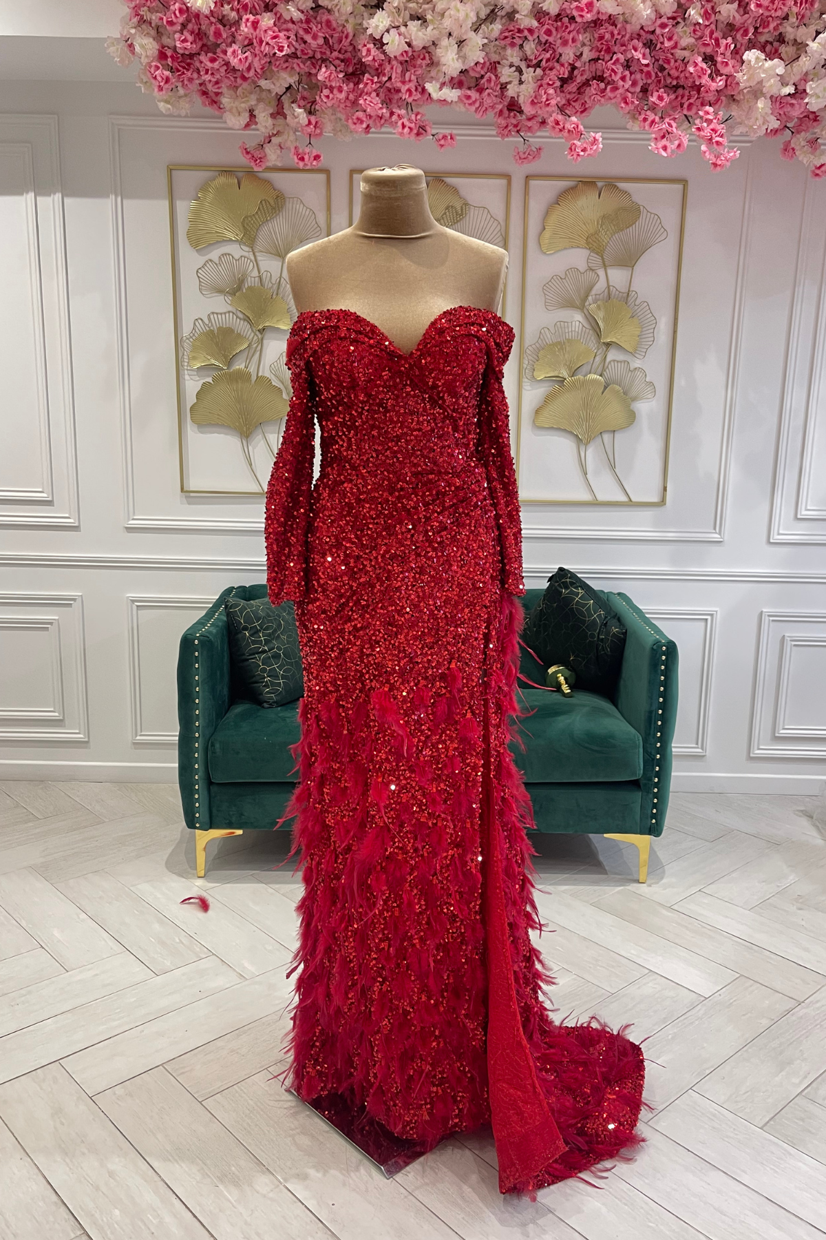 Liquidation robe de soirée à sequins et plumes